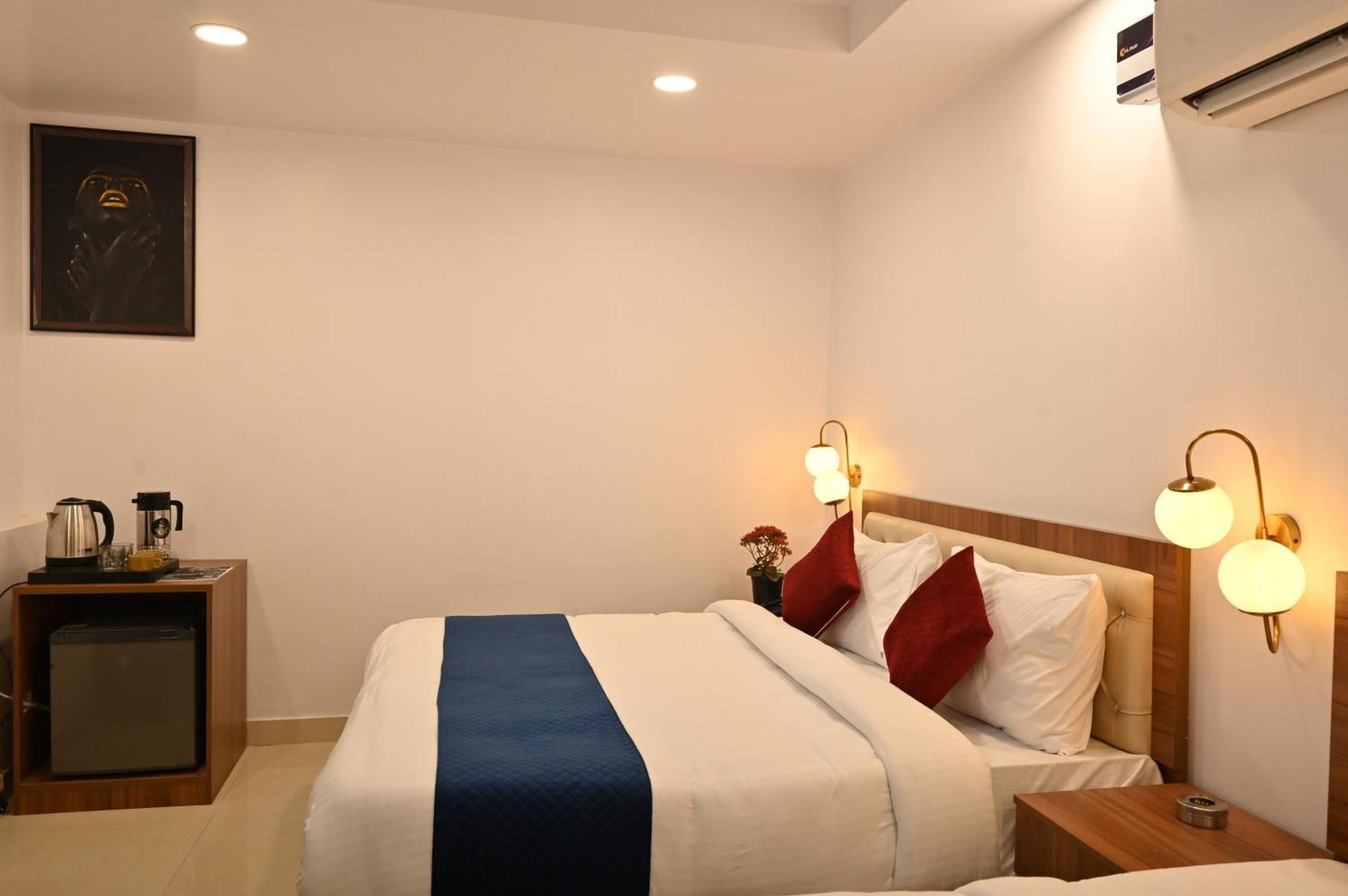 Hotel Down Town Paschim Vihar Delhi  Ngoại thất bức ảnh
