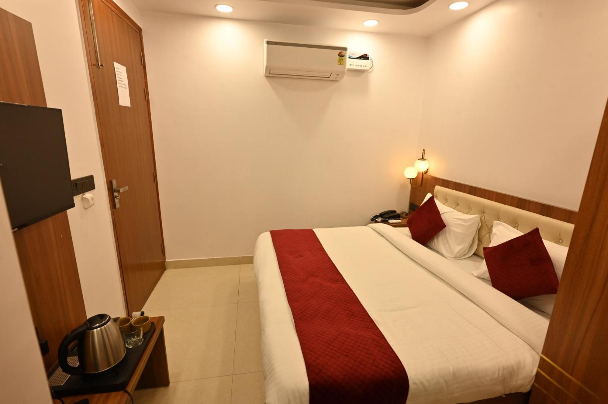 Hotel Down Town Paschim Vihar Delhi  Ngoại thất bức ảnh