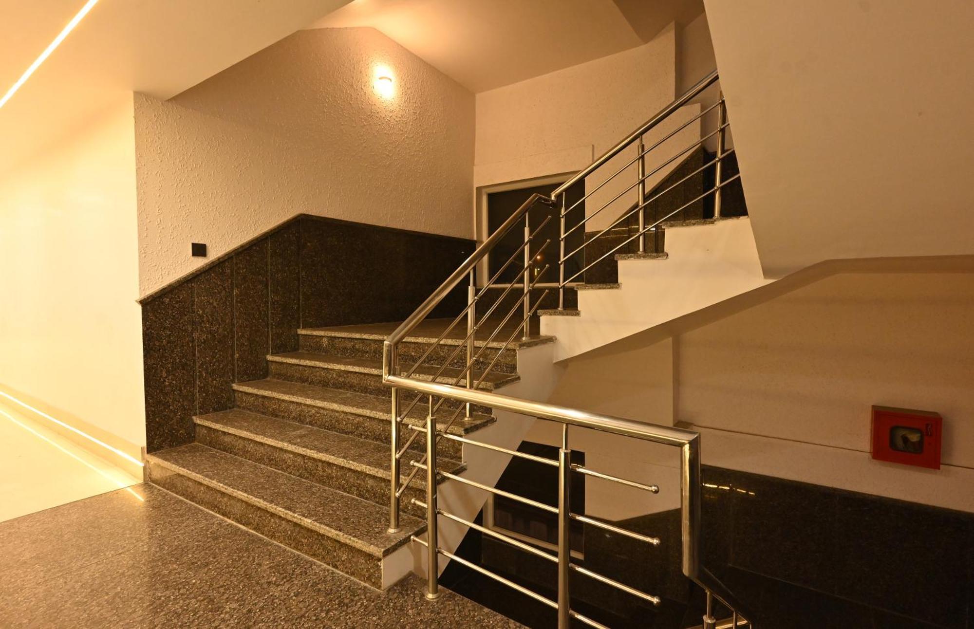 Hotel Down Town Paschim Vihar Delhi  Ngoại thất bức ảnh