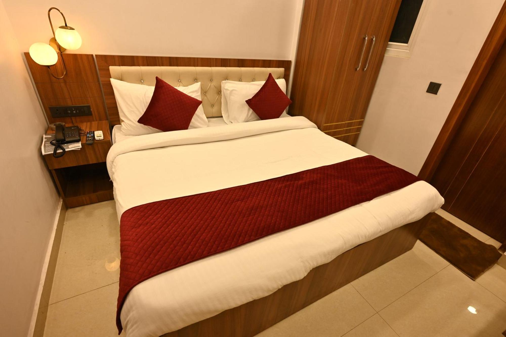 Hotel Down Town Paschim Vihar Delhi  Ngoại thất bức ảnh
